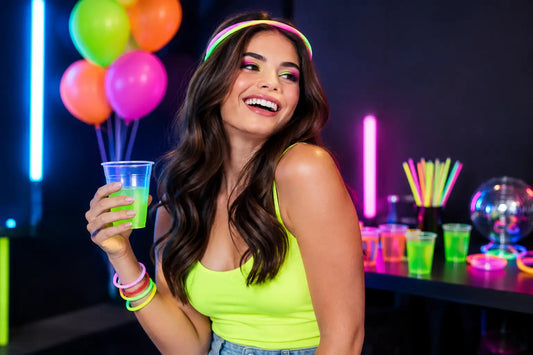 12 ideas para fiesta neón que sí se hacen notar